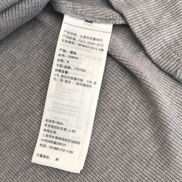 NWT Hollister Shirt. - Picture 9 of 9